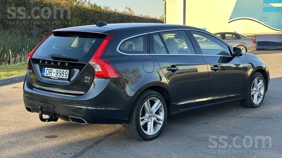 Volvo V60 2013 photo 4