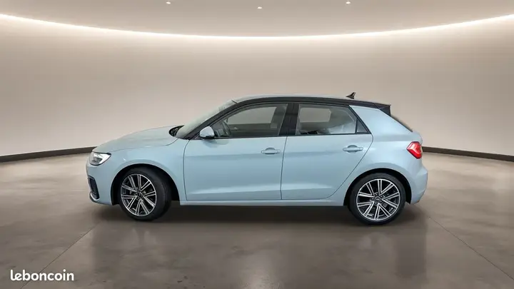 Audi A1 2023 photo 2