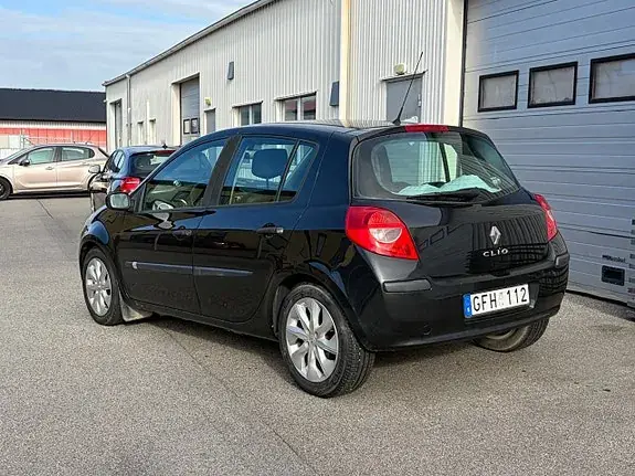 Renault Clio 2008 photo 3