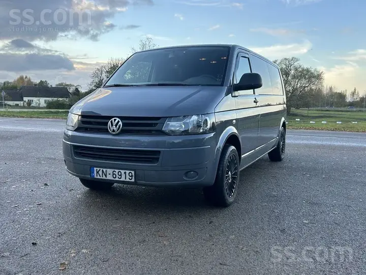 Volkswagen Caravelle 2014 photo 2