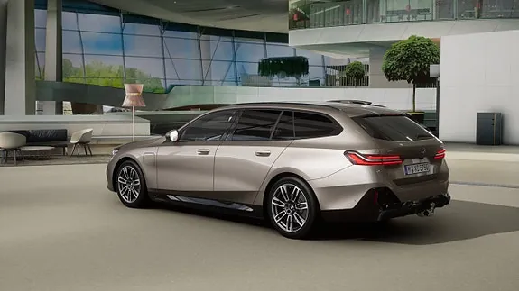 BMW 530E 2027 photo 2