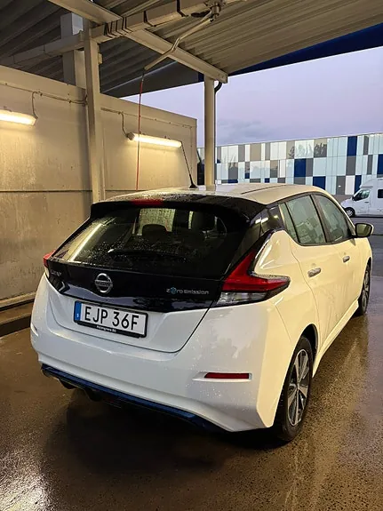 Nissan Leaf 2021 photo 3