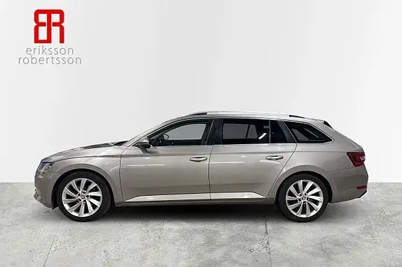 Skoda Superb 2016 photo 2
