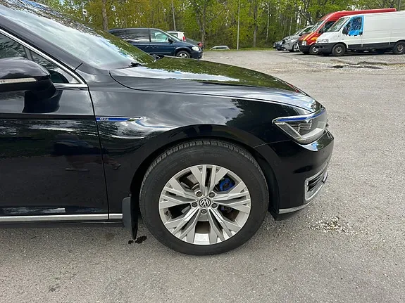 Volkswagen Passat 2017 photo 4