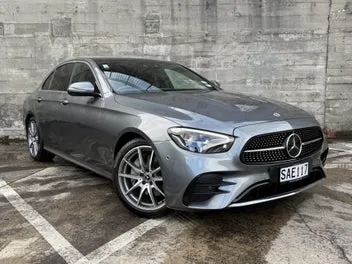 Mercedes-Benz E 300 2022 photo 2