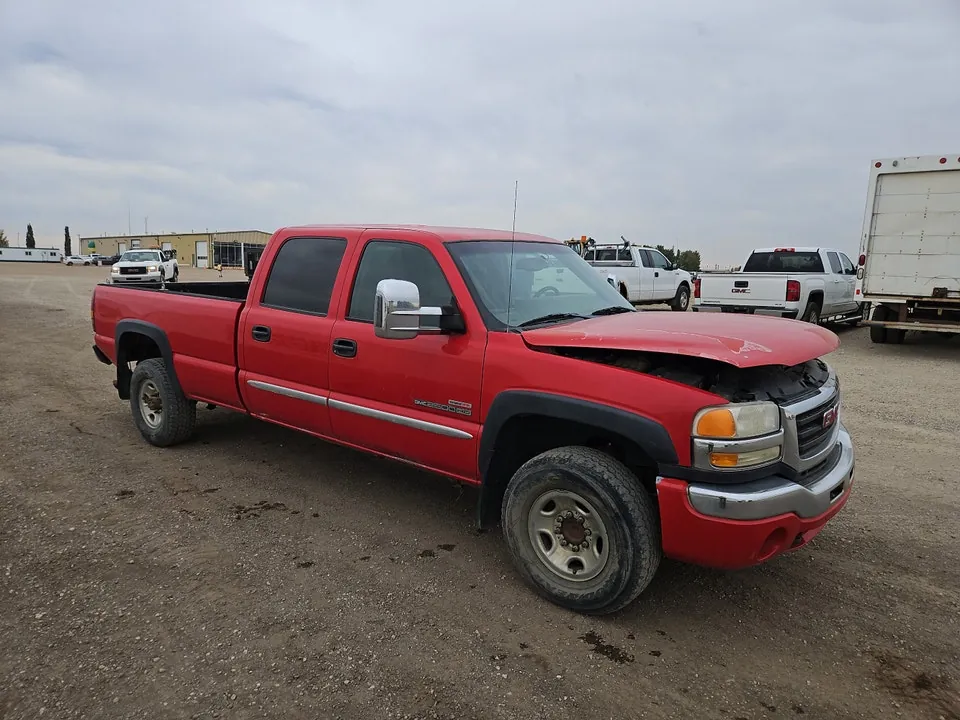 GMC Sierra 2500Hd 2003 photo 2