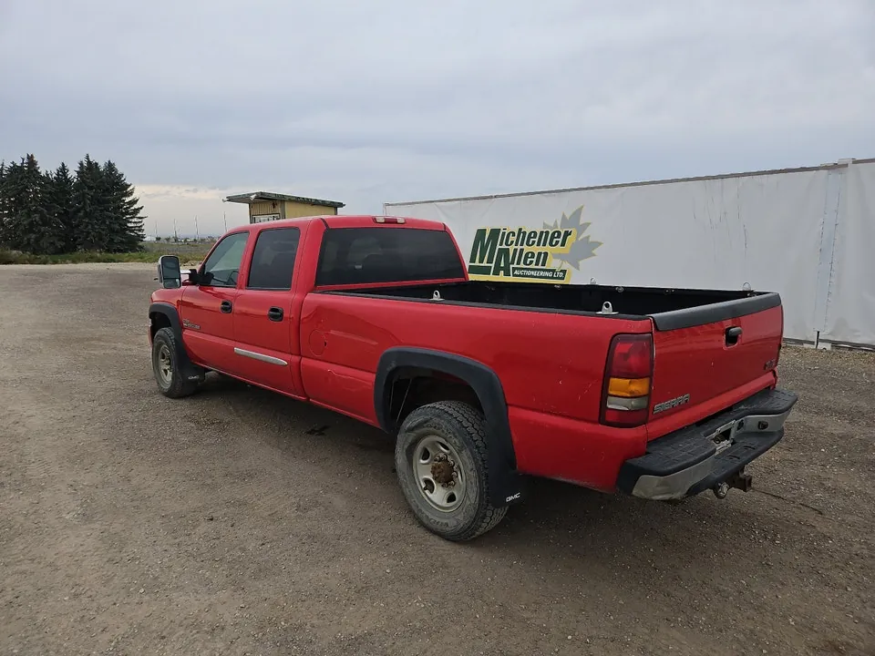 GMC Sierra 2500Hd 2003 photo 3