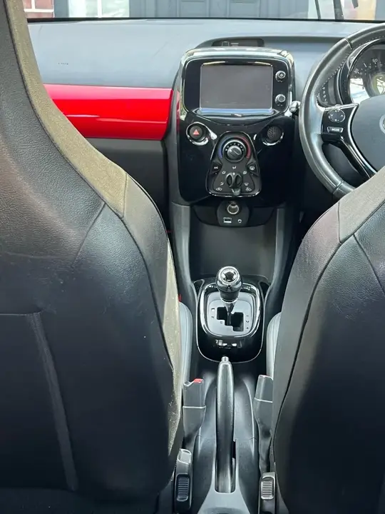 Toyota Aygo 2015 photo 3