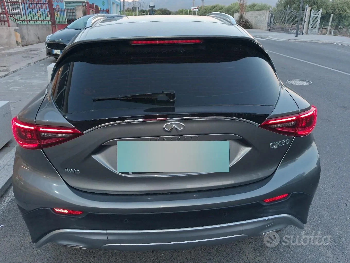 Infiniti Qx30 2017 photo 3