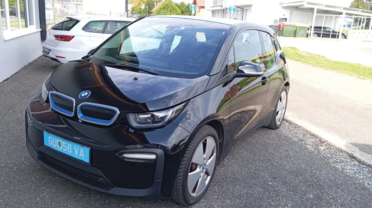 BMW I3
