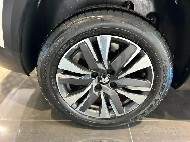 Peugeot 2008 2019 photo 5
