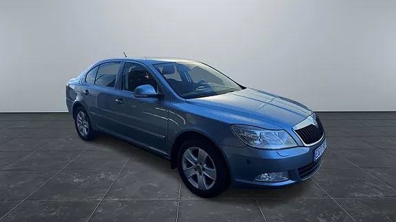 Skoda Octavia 2011 photo 2