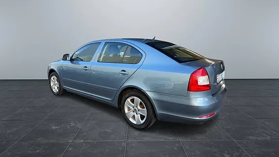 Skoda Octavia 2011 photo 3