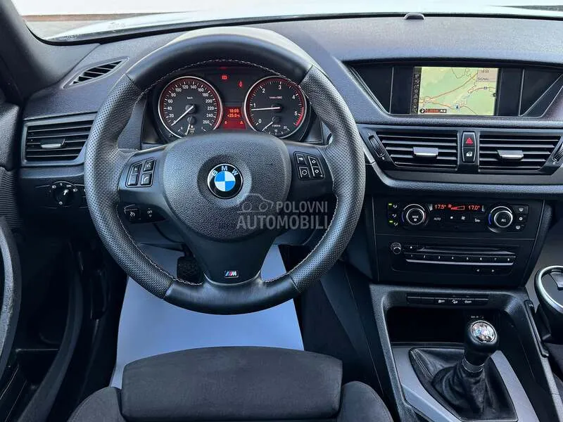 BMW X1 2011 photo 2