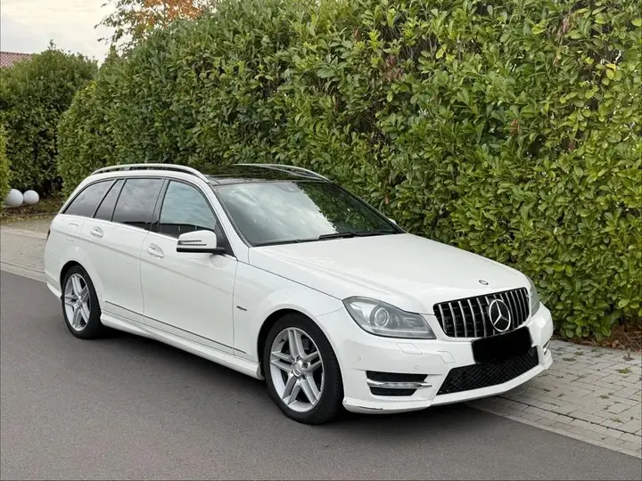 Mercedes-Benz C250