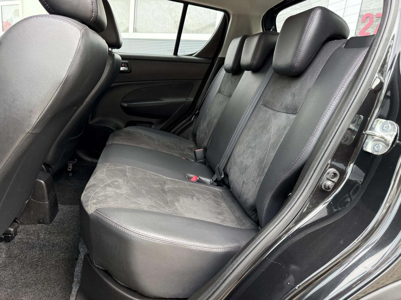 Suzuki Swift 2016 photo 5