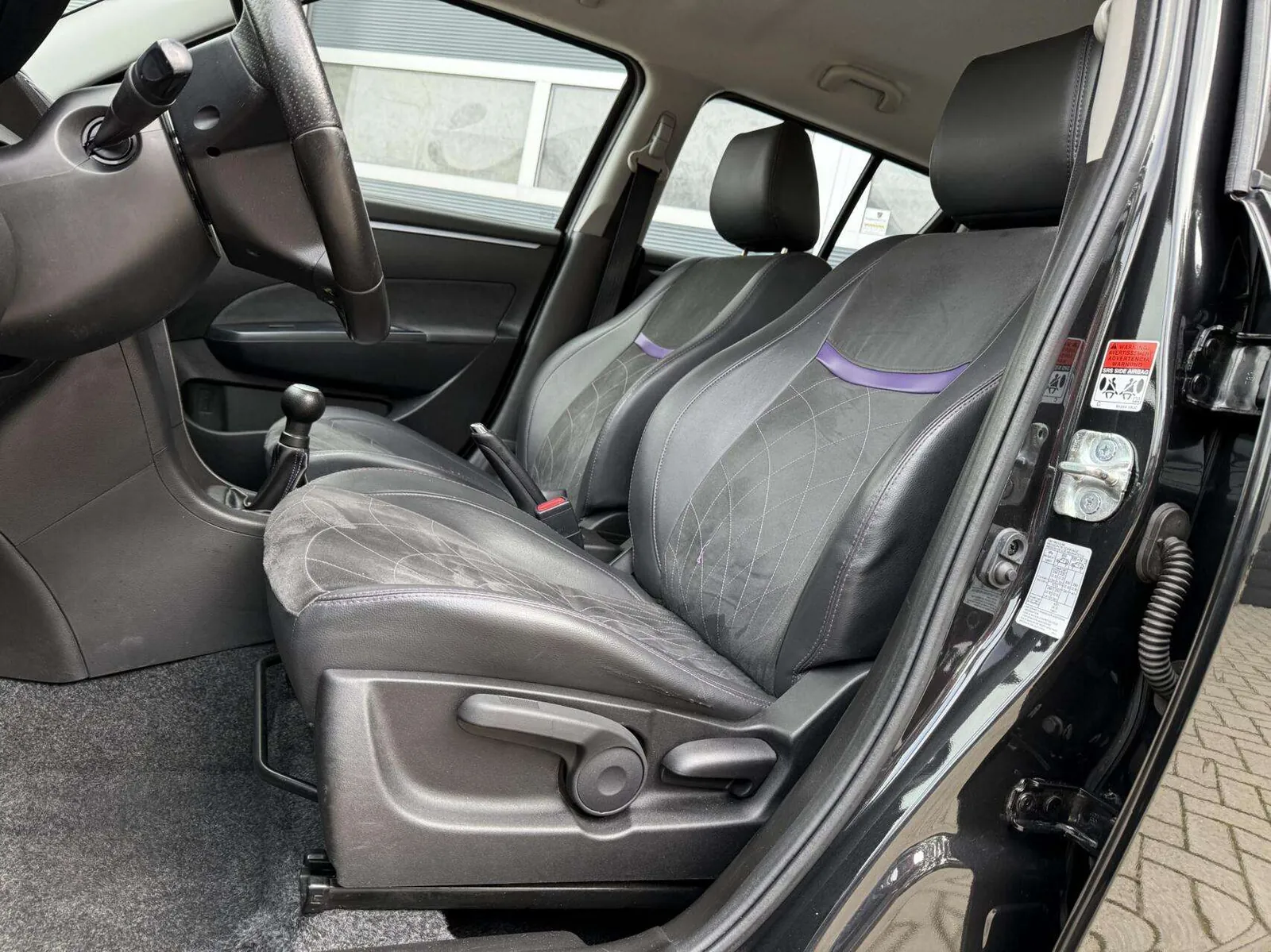 Suzuki Swift 2016 photo 4