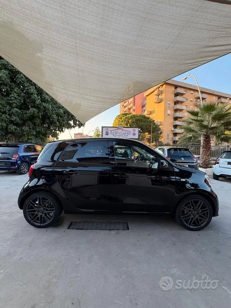 Smart Forfour 2019 photo 4