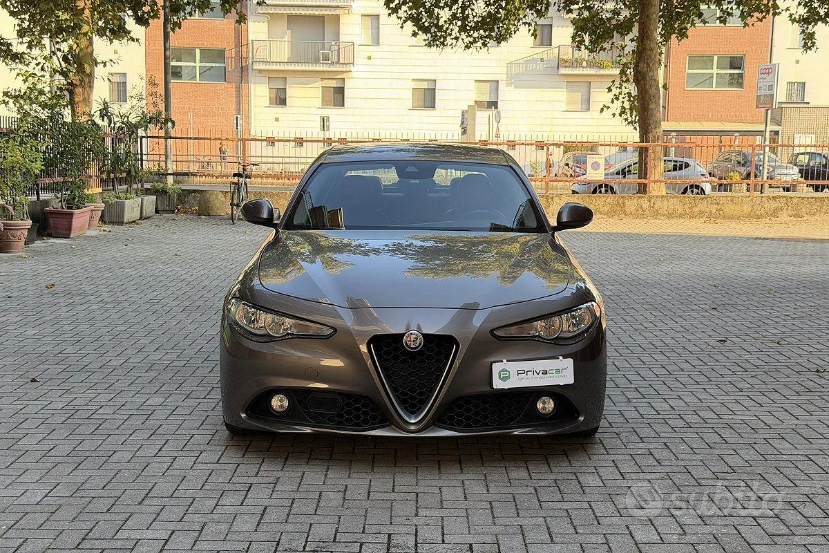 Alfa Romeo Giulia 2016 photo 3