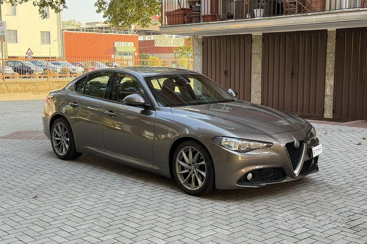 Alfa Romeo Giulia 2016 photo 4