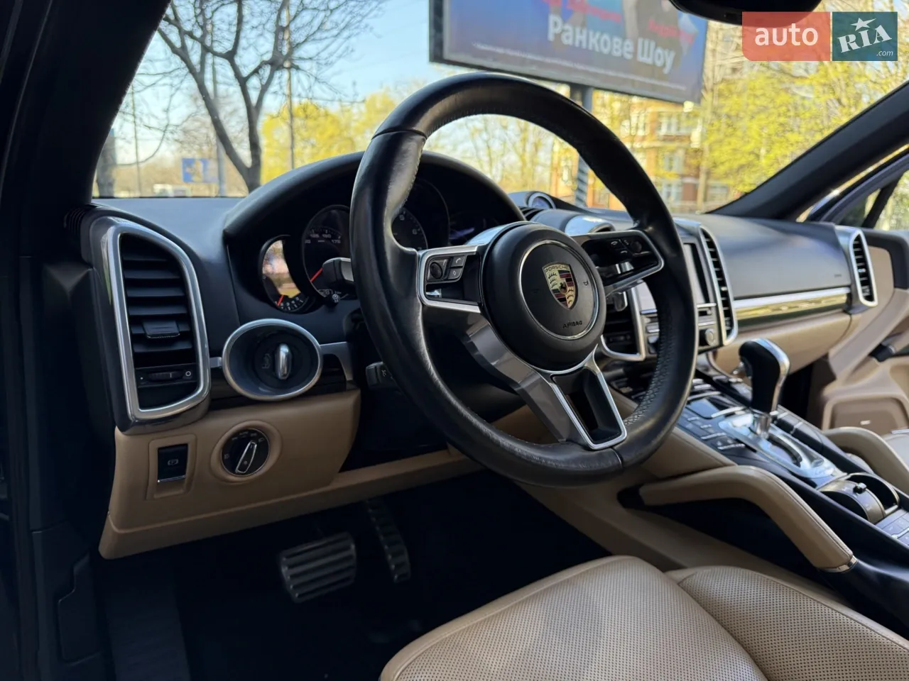 Porsche Cayenne 2015 photo 2