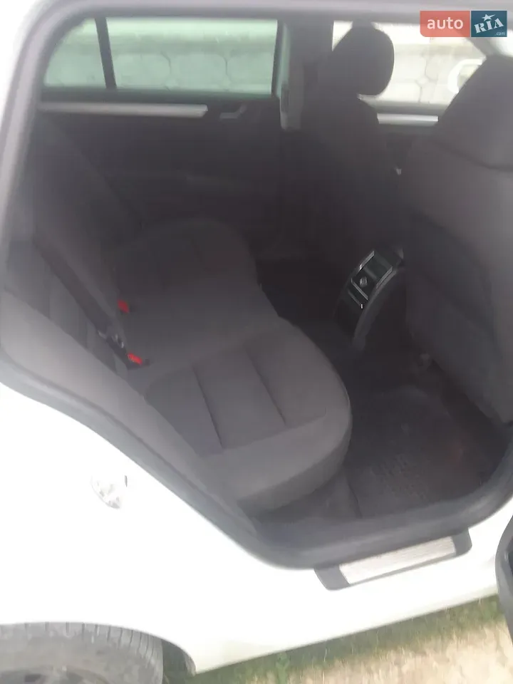Skoda Superb 2015 photo 5