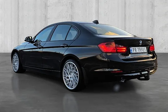 BMW 316D 2012 photo 4