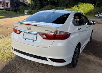 Honda Grace 2017 photo 3