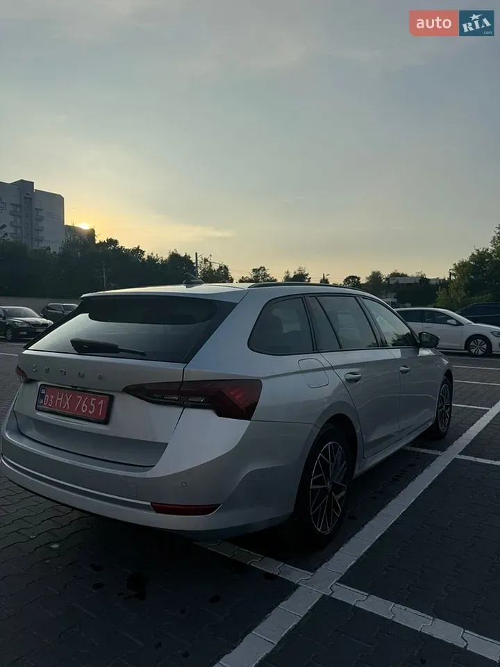 Skoda Octavia 2023 photo 5