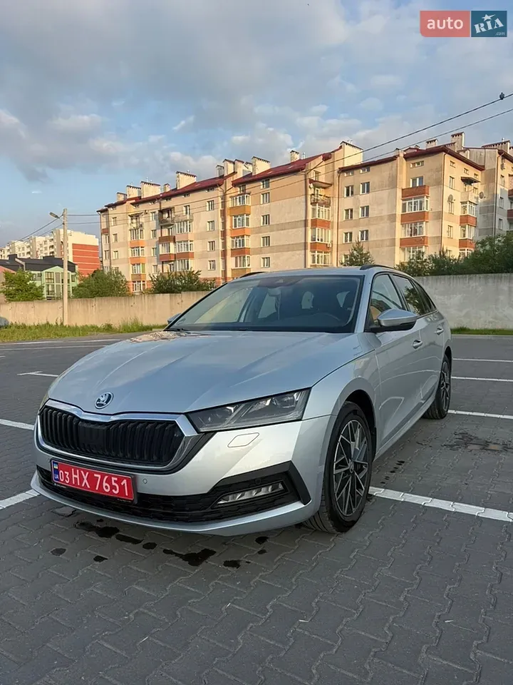 Skoda Octavia 2023 photo 3