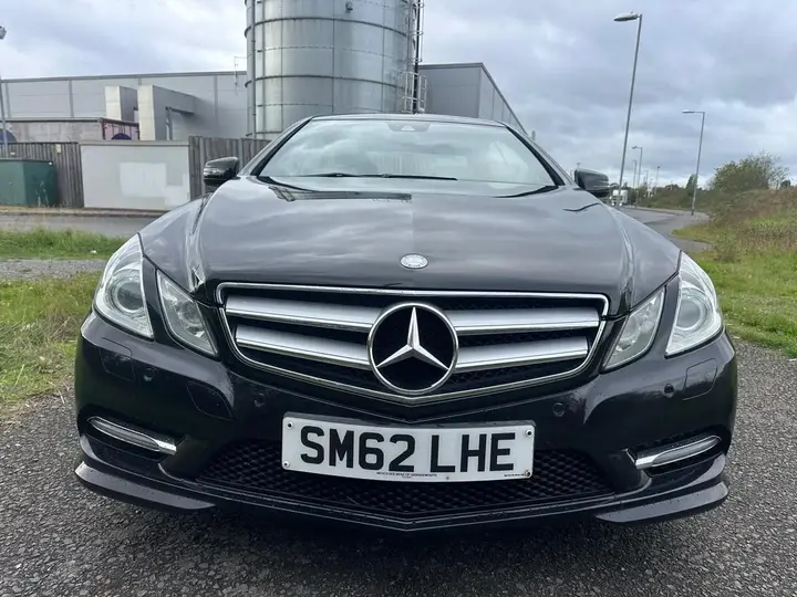 Mercedes-Benz E-Class 2013 photo 2