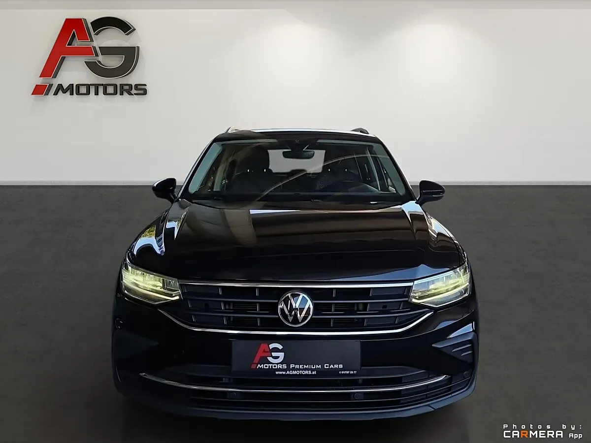Volkswagen Tiguan 2021 photo 2