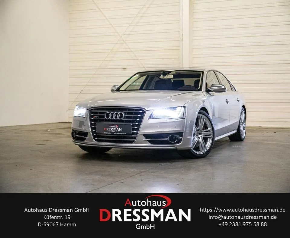 Audi S8