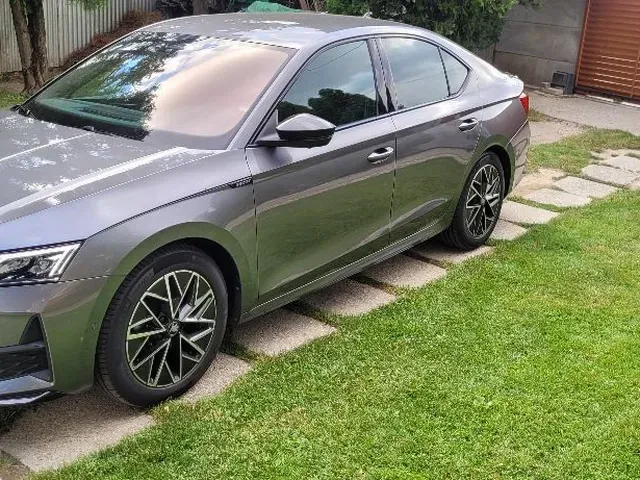 Skoda Octavia 2025 photo 2