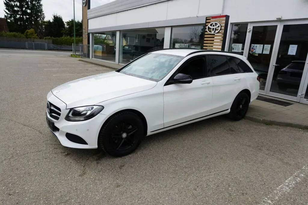 Mercedes-Benz C-Class 2016 photo 2