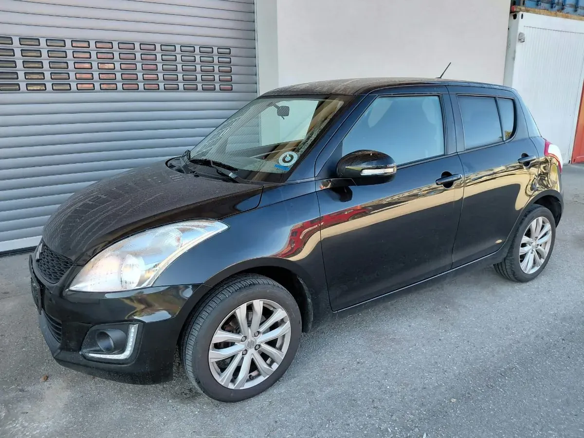 Suzuki Swift 2014 photo 2