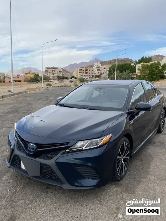 Toyota Camry 2020 photo 2