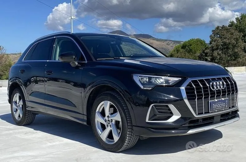 Audi Q3 2022 photo 3
