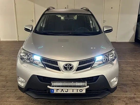 Toyota Rav4 2015 photo 5