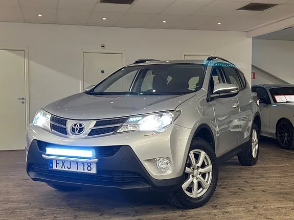 Toyota Rav4 2015 photo 4