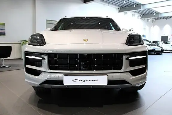 Porsche Cayenne 2026 photo 5