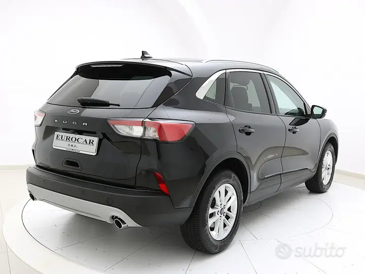 Ford Kuga 2022 photo 3