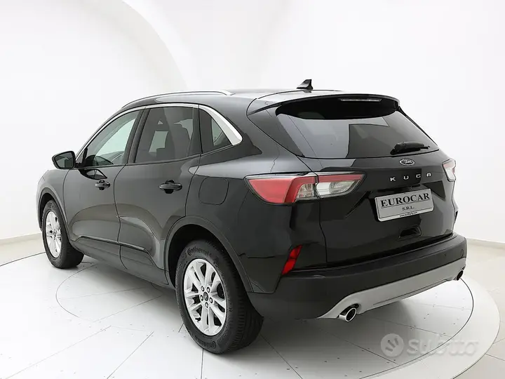 Ford Kuga 2022 photo 2