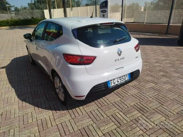 Renault Clio 2017 photo 3