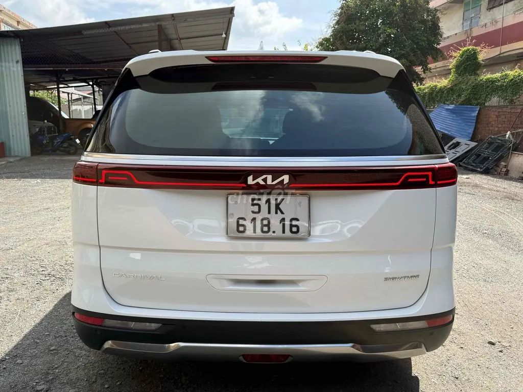 Kia Carnival 2022 photo 2