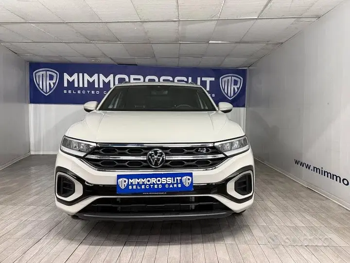 Volkswagen T-Roc 2023 photo 2