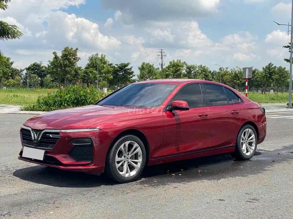 Vinfast Lux A2.0 2019 photo 2