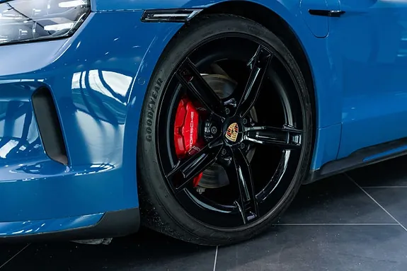 Porsche Taycan 2025 photo 3