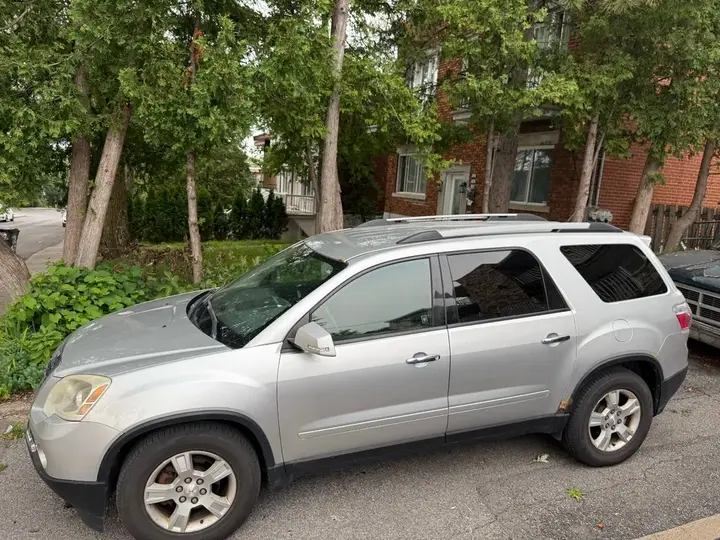 GMC Acadia