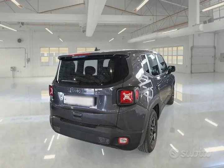 Jeep Renegade 2023 photo 4